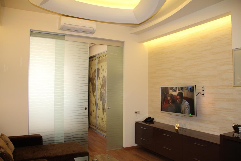Apartment In Center Of Odessa Номер фото