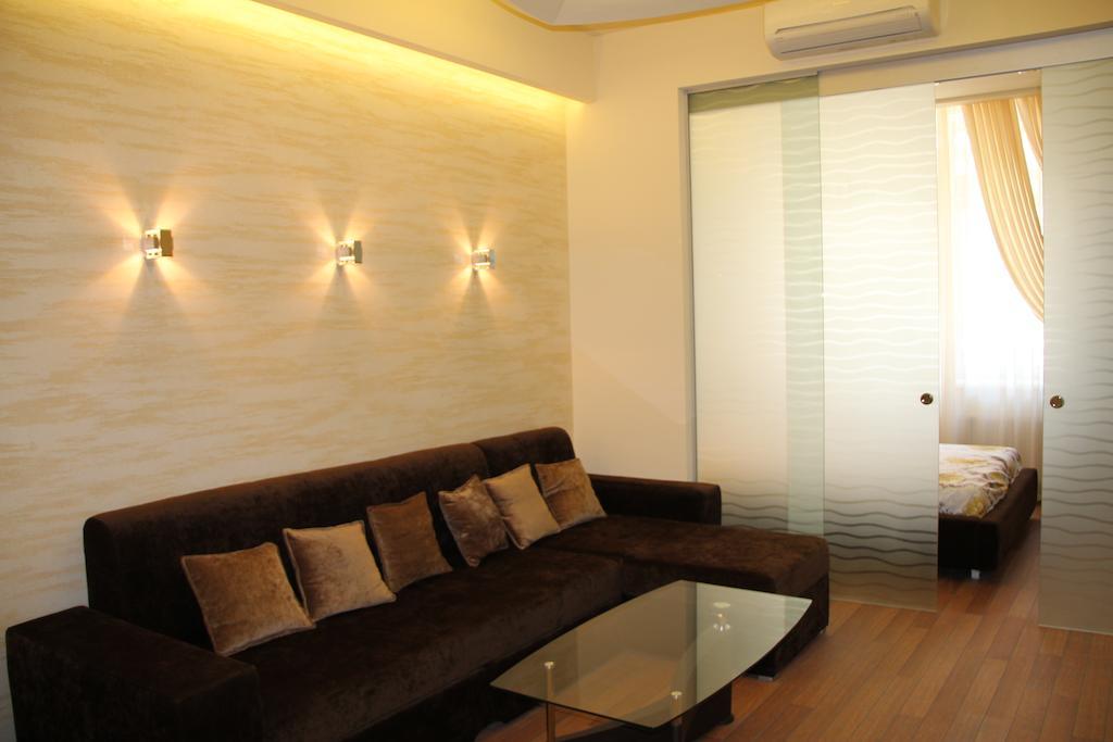 Apartment In Center Of Odessa Номер фото